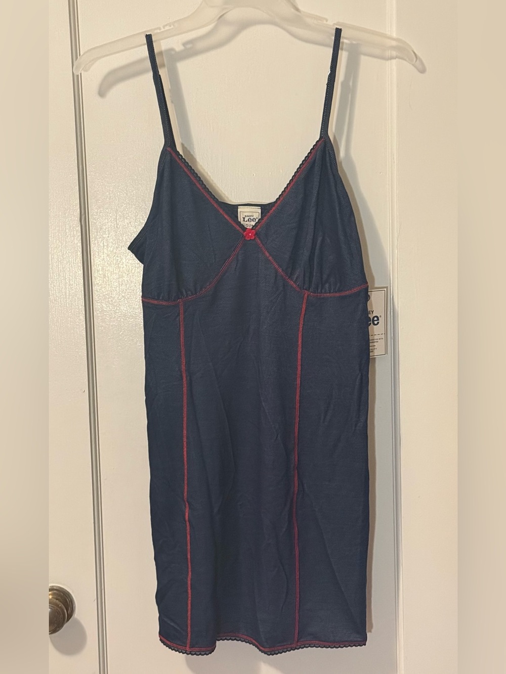 Lee Women’s Navy Slip with Pink Contrast Stitching Size XL